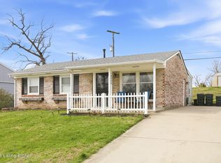 2720 Tregaron Ave, Jeffersontown, KY 40299