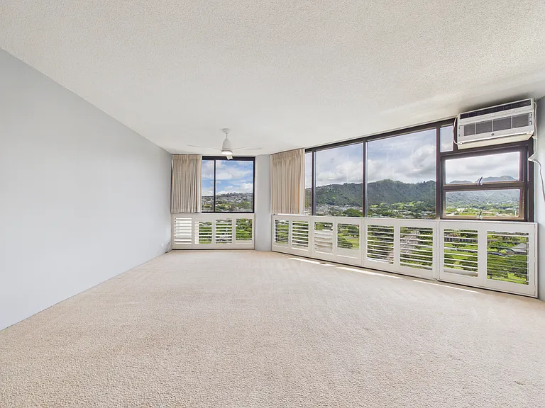 2101 Nuuanu Ave #I1806 — Photo 28