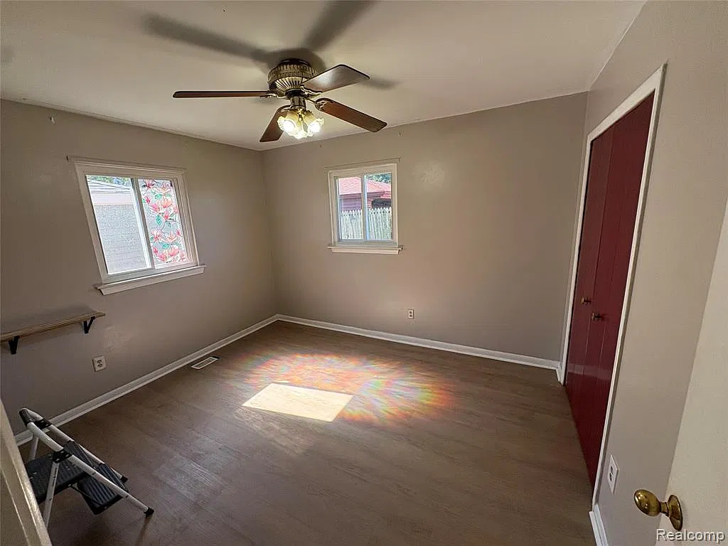 3 bed, 1113 sqft, $1,500 — Photo 4