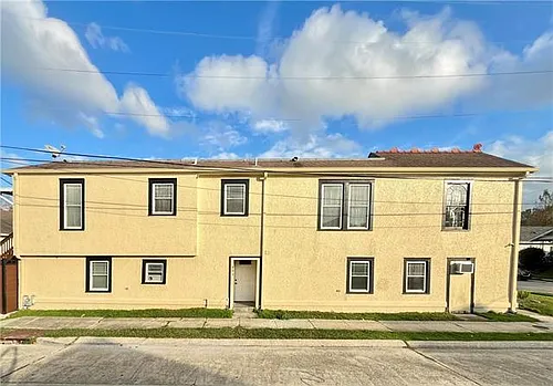 603 Clare Ct Photo 1