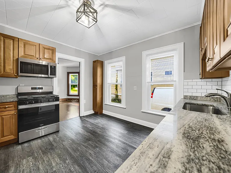 36 Callodine Ave #1 — Photo 17