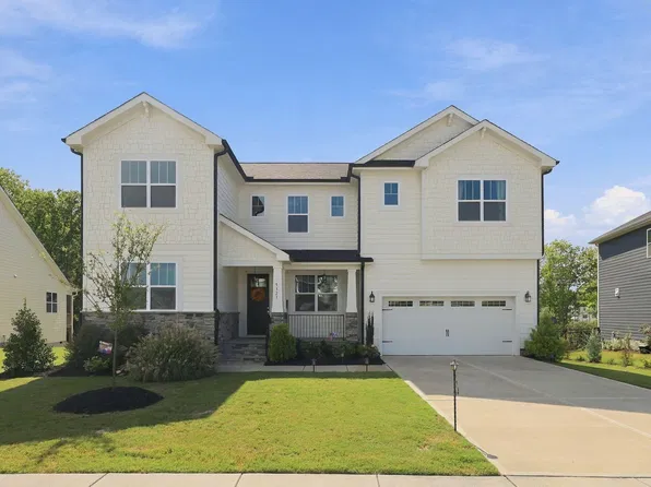 5321 Boylston Dr, Fuquay Varina, NC 27526