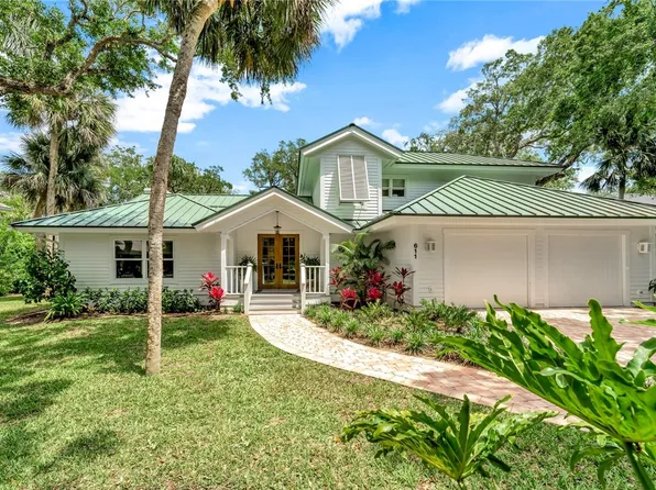 611 Tomahawk Trl, Indian River Shores, FL 32963