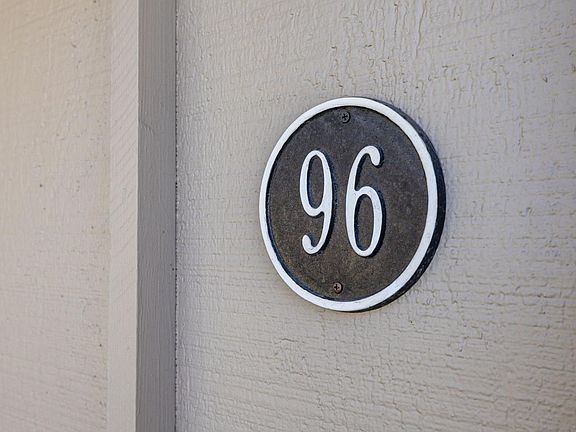 5th image of 96 Aspen Meadows Circle