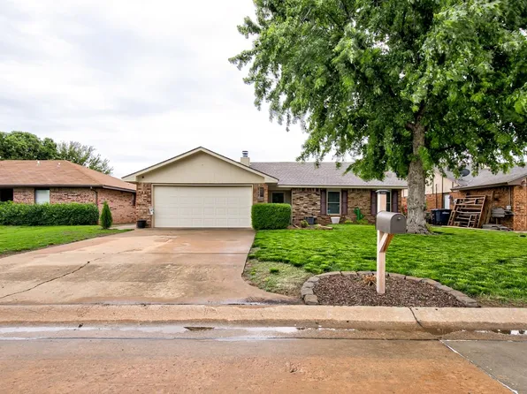 117 N Greenleaf Dr, Enid, OK 73703