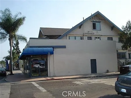 106 W Camile St #A — Photo 2