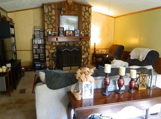 843 Saddle Club Rd, Trenton, GA 30752