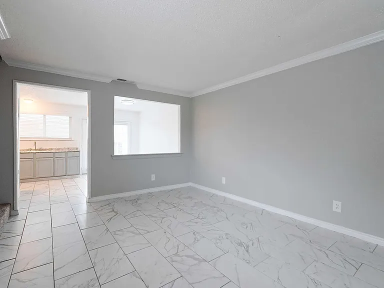 Ambassador Apartments — Photo 49