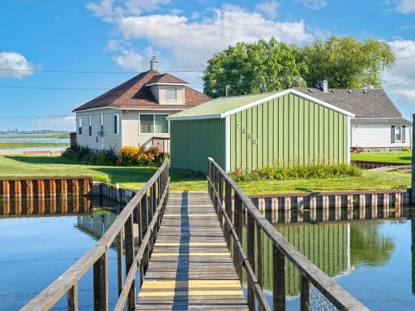7338 S Channel Dr, Harsens Island, MI 48028