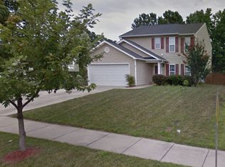 316 Saranac Ridge Dr, Holly Springs, NC 27540