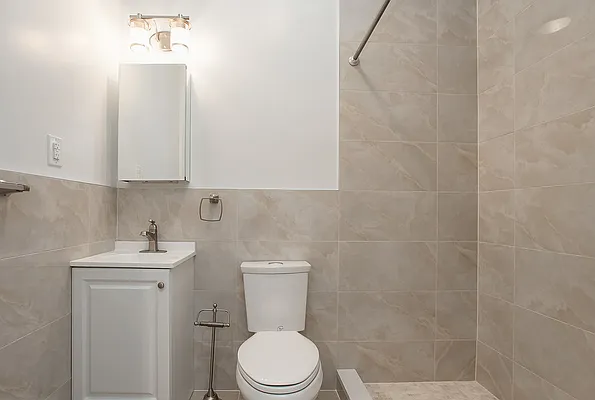 Rented by OGI Management | media 34