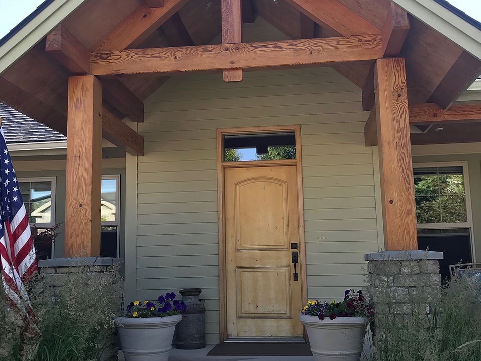 2nd image of 6126 Coburg Ln