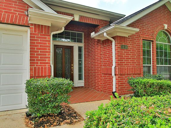 5th image of 1114 Bringewood Chase Dr