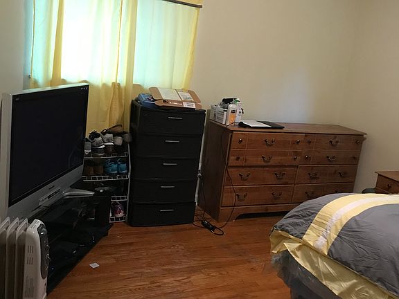 3rd image of 1844 Dalewood Pl