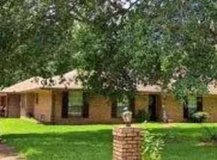 6425 Dinkins St, Jackson, MS 39213