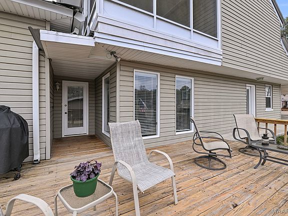 5th image of 723 Shepherd Rd