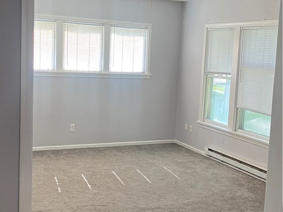 4th image of 309 7th Ave E #1