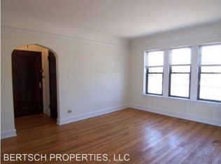 3643 N Greenview Ave, Chicago, IL 60613