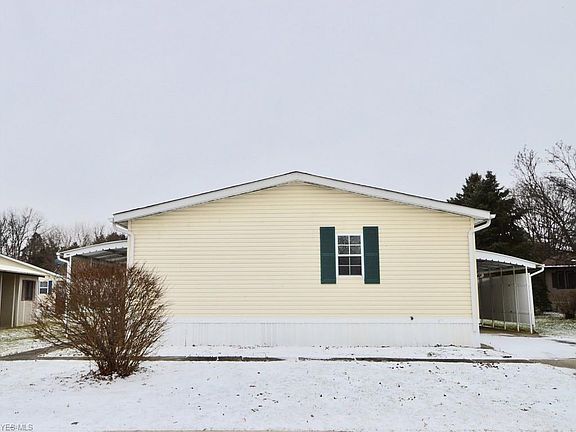 4th image of 29 Lees Ln #29