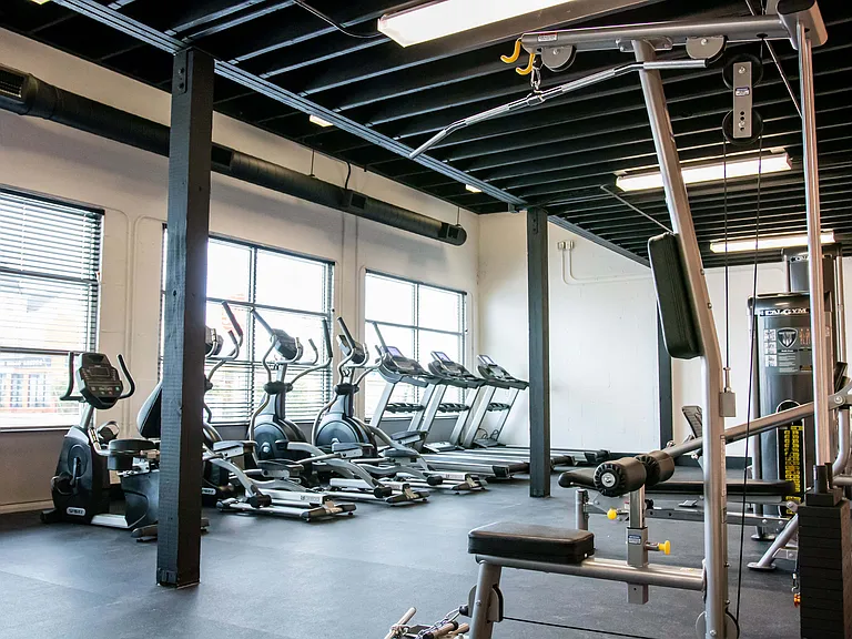 Chenman Lofts — Photo 19