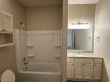 4 bed, 1850 sqft, $1,500 — Photo 3
