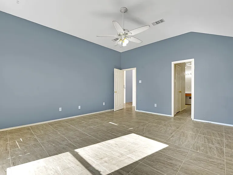 1708 Windcastle Dr — Photo 19