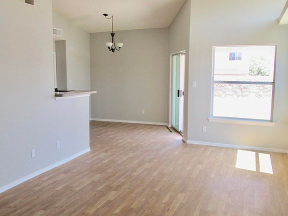 4th image of 12421 Tierra Lucia Ct