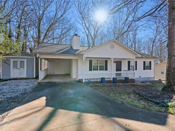 3655 Greencrest Rd, Gainesville, GA 30506