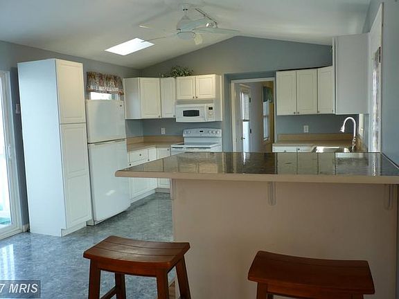 5th image of 8917 Kline Dr