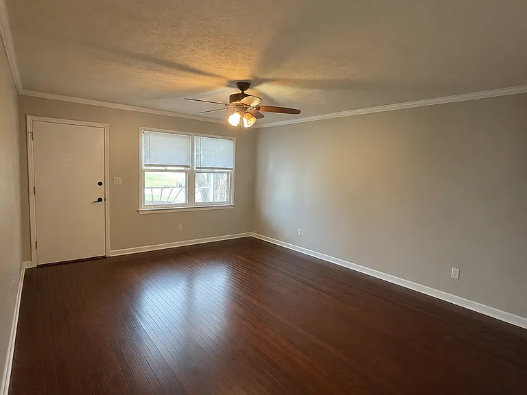 3805 S Valmore Ave — Photo 6