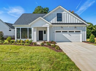114 Alenda Lux Cir, Mooresville, NC 28115