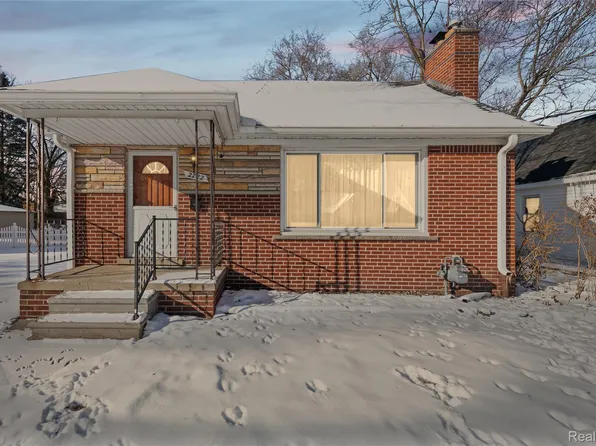 2722 Banner St, Dearborn, MI 48124