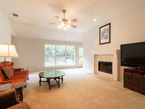 5th image of 2509 Goldfinch Dr