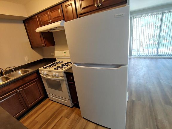 5th image of 10600 S Depot St Unit 1B