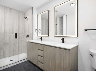 1426 W Lake St #604, Chicago, IL 60607