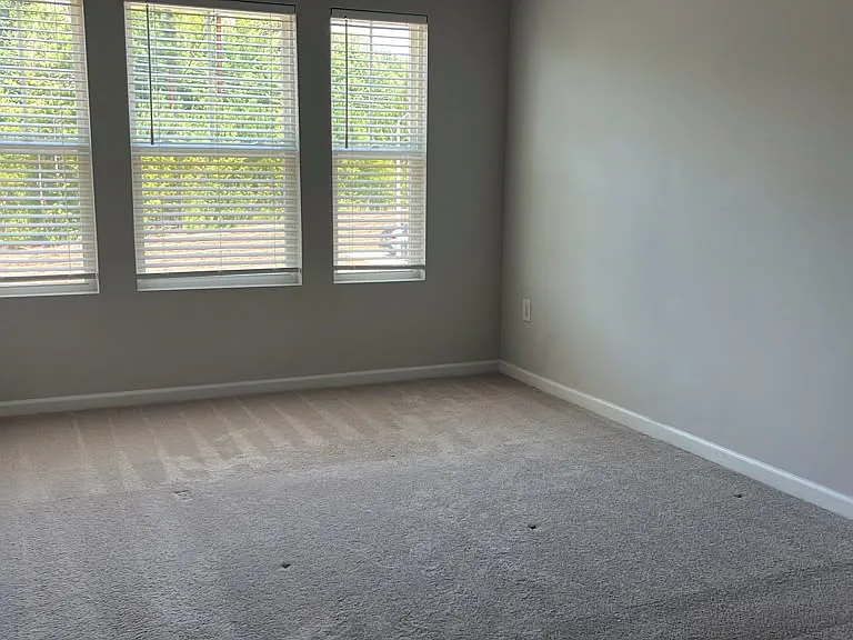 328 Hazy Hills Ln — Photo 37
