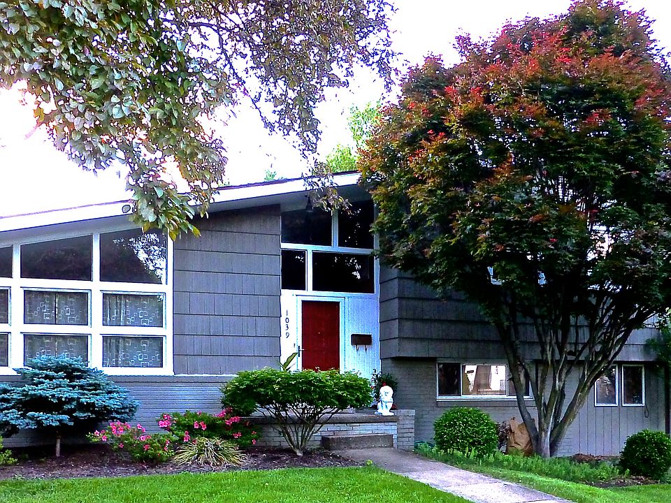 1st image of 1039 Chestnut Dr