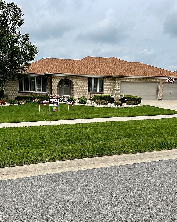 1st image of 15156 S Rosarie Dr