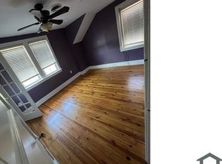 114 E Park Ave, Sellersville, PA 18960