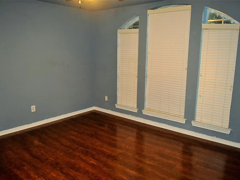 731 Annies Way — Photo 31