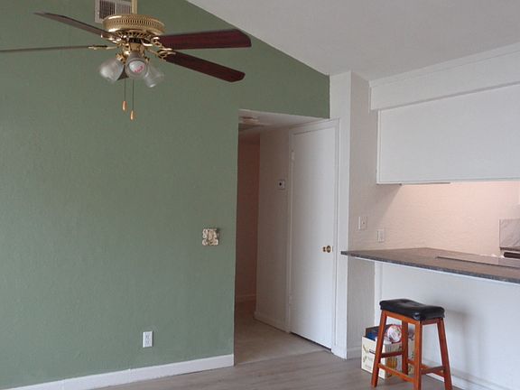 5th image of 9652 Arlisson Dr #9652