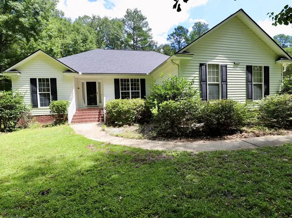 682 Rabon Cir, Elgin, SC 29045