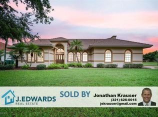 540 Newport Dr, Indialantic, FL 32903