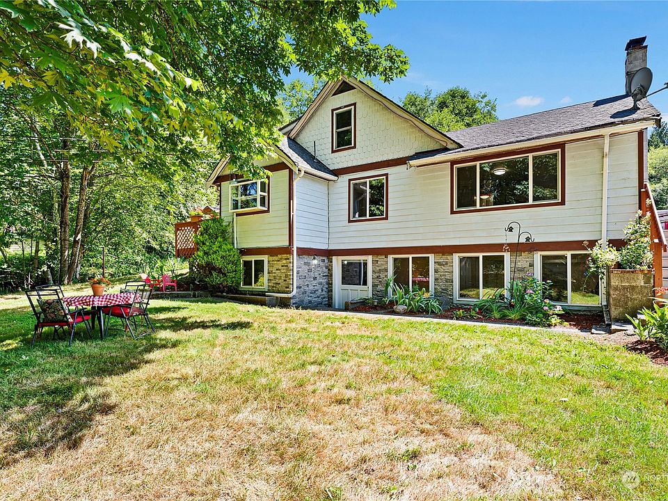 1st image of 13679 Olympic Drive SE