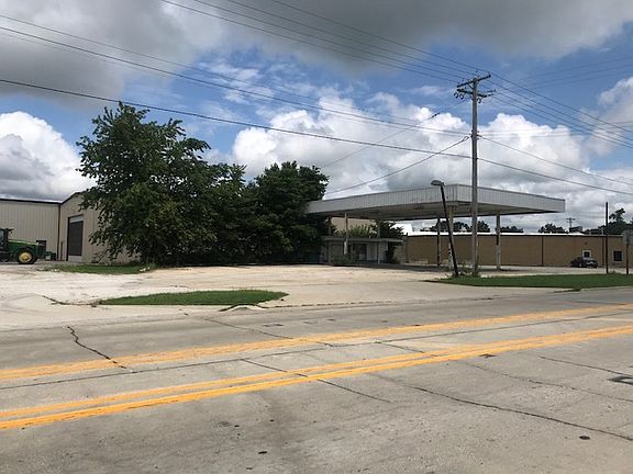 2nd image of 120 W 1st St