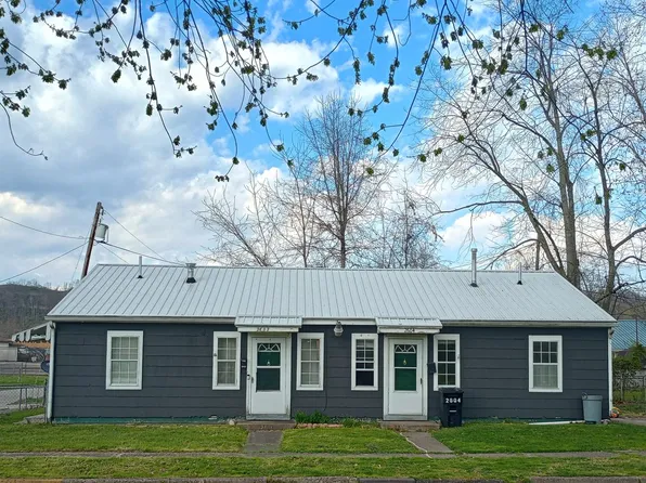 2602 Morrell Ave, Saint Albans, WV 25177