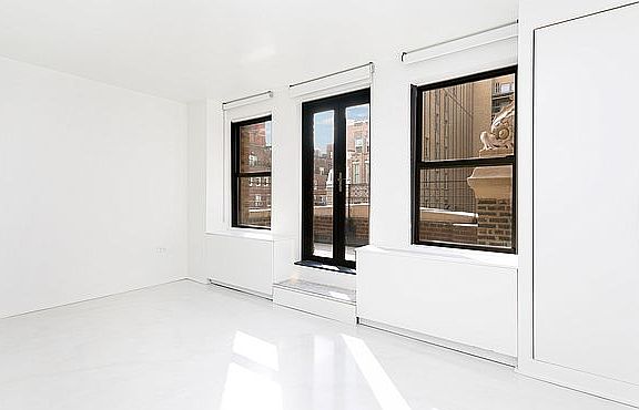 5th image of 237 Madison Ave #1503