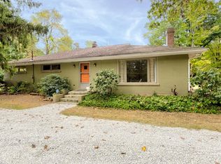 18593 Geauga Lake Rd, Chagrin Falls, OH 44023