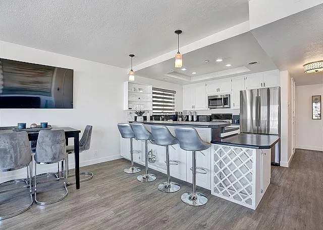 1807 W Bay Ave — Photo 21