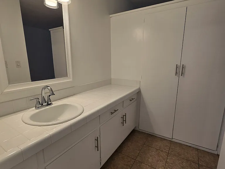 2624 Marathon St #4 — Photo 9